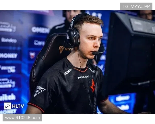 CSGO战术分析：深入探讨WE战队的进攻策略与执行技巧