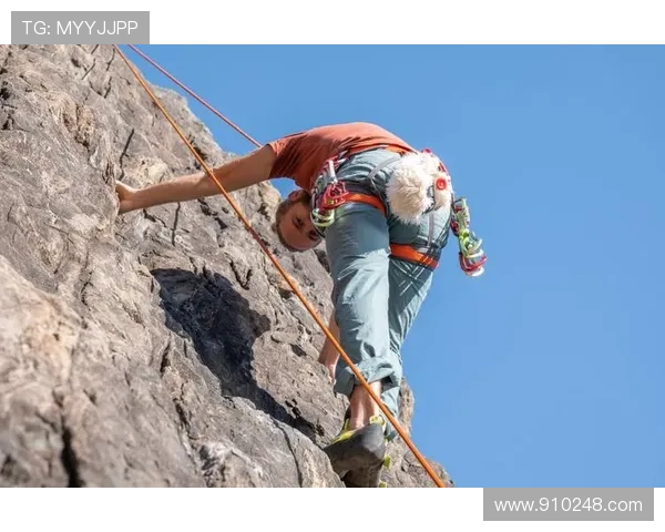 南京攀岩队运营揭秘：探索攀岩深度与团队成长之路
