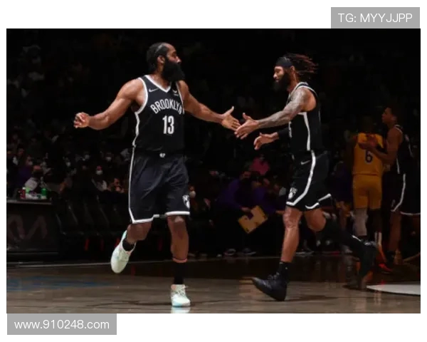 深入分析上海街舞队的盯防策略与战术执行技巧