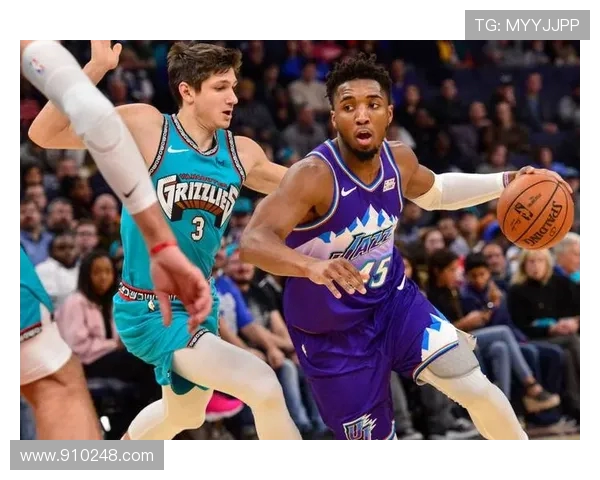 国王队与灰熊队精彩对决直播全程回顾与分析 国王队与灰熊队精彩对决直播全程回顾与分析