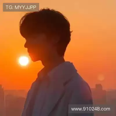 韦心诚